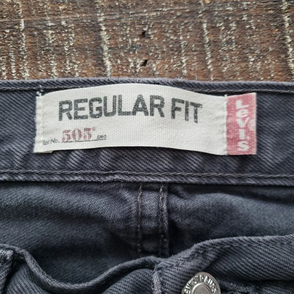 Vintage Levis 505 Regular Fit Straight Leg Denim Gray‎ Jeans Red Tab Mens 36/29